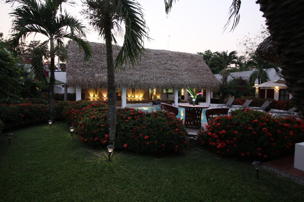 Villa Blanca Suites Tuxtepec Kültér fotó